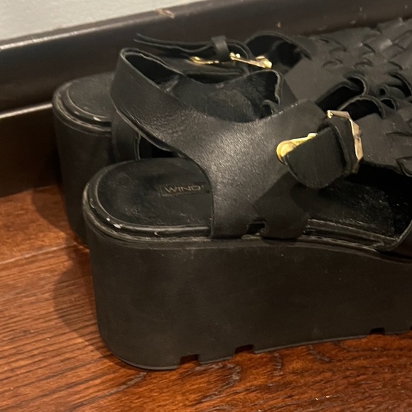 WINDSOR SMITH WOMEN’S LEATHER BLOCK PLATFORM SANDALS, SIZE US 7, BLACK - Picture 9 of 14